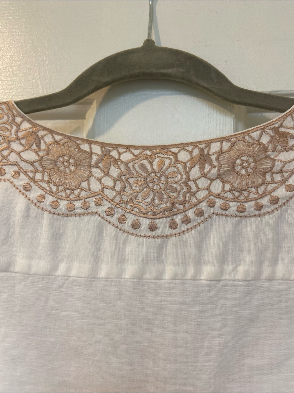 Chico's Ivory Tunic with Tan Embroidered Accents - Picture 5 of 7